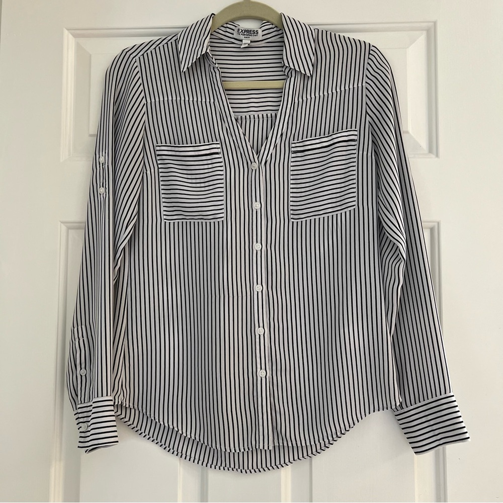 Assortment of XS Tops. 5 XS Tops. XS bundle | Women’s XS - Picture 4 of 11